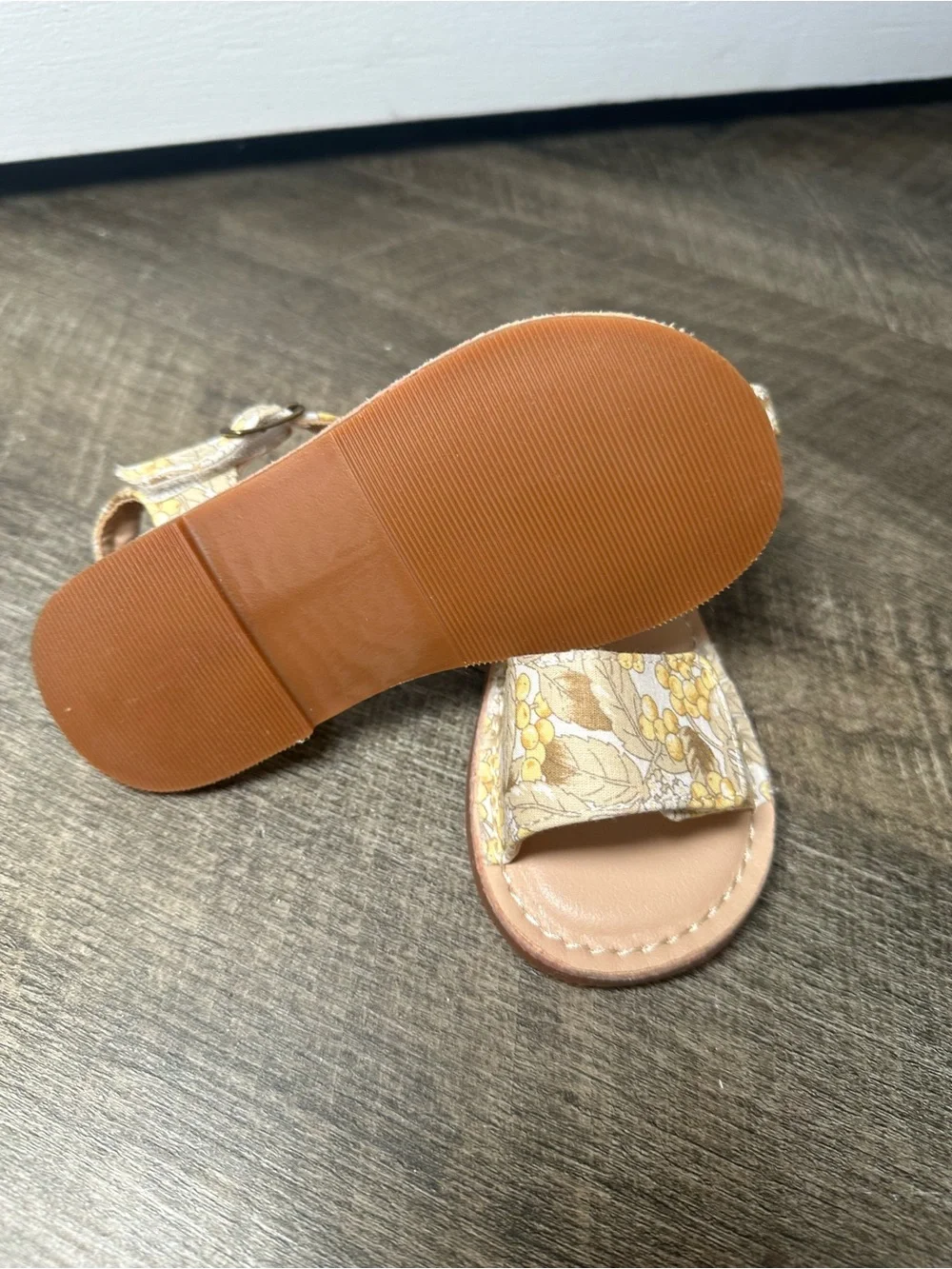 Girls Silver Glitter Mary Janes & Yellow Floral Sandals - 2-Pack